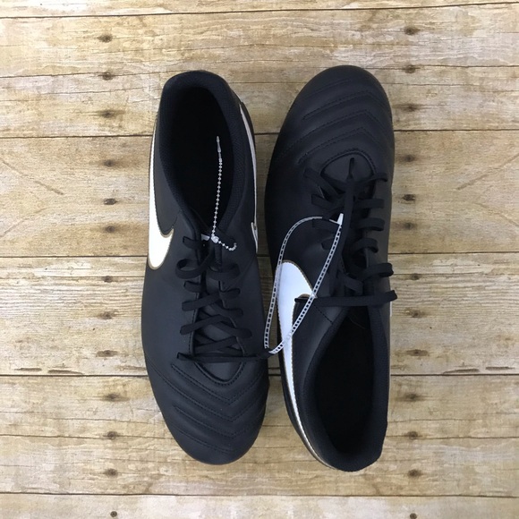 New Nike Tiempo Rio III Soccer Cleats - Picture 3 of 8